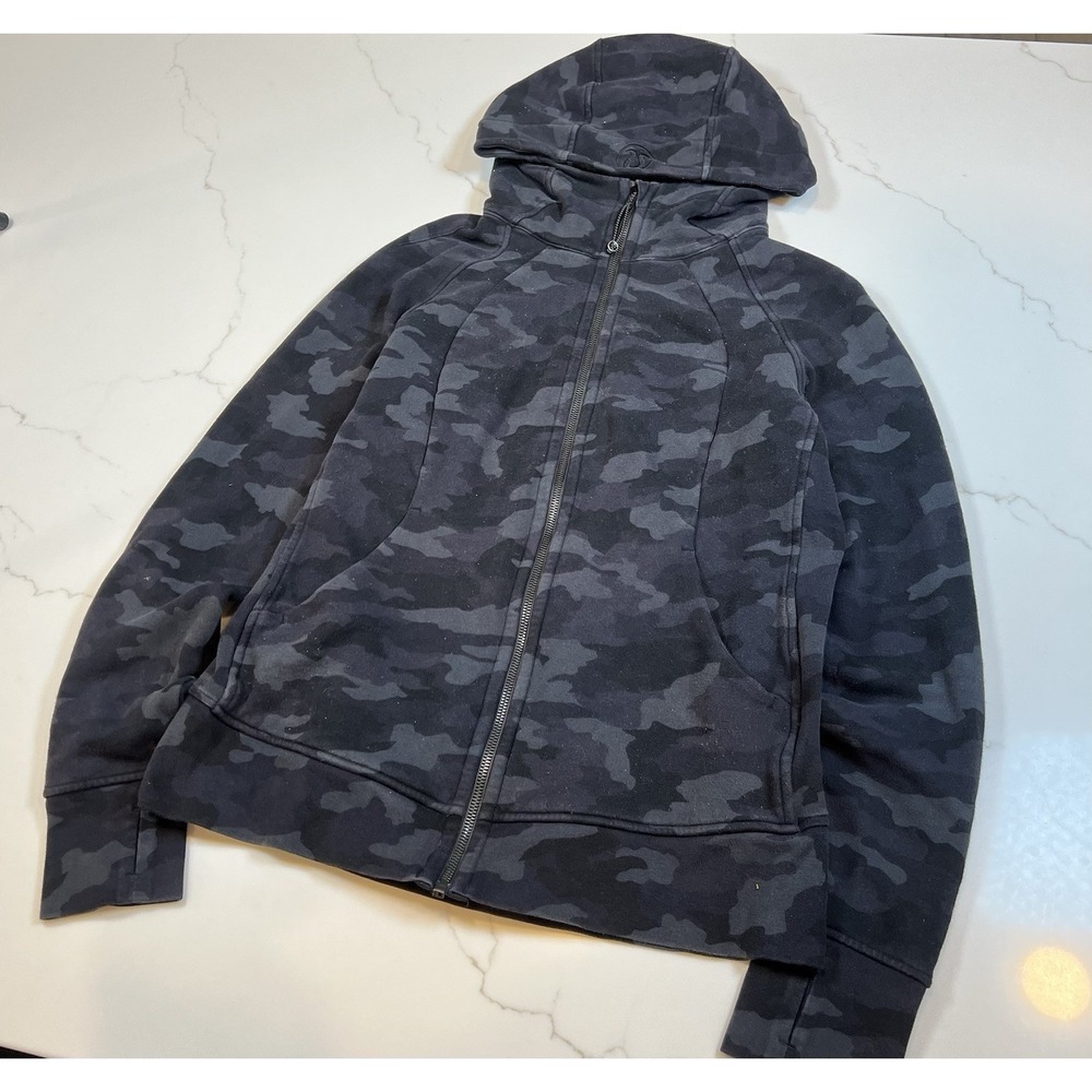 Lululemon Scuba Hoodie Black Camo Full Zip Sweatshirt Size 12